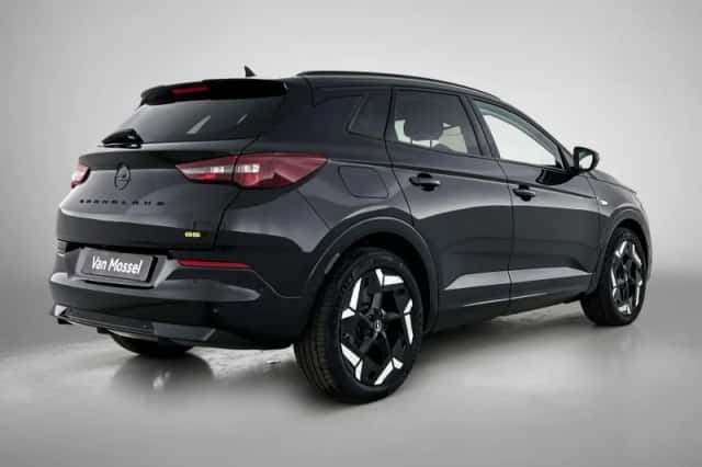 Opel Grandland (2023) thumbnail 4