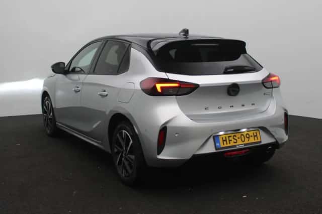 Opel Corsa (2025) thumbnail 2