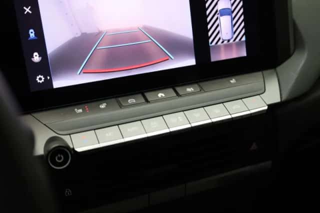 Opel Astra (2023) thumbnail 16