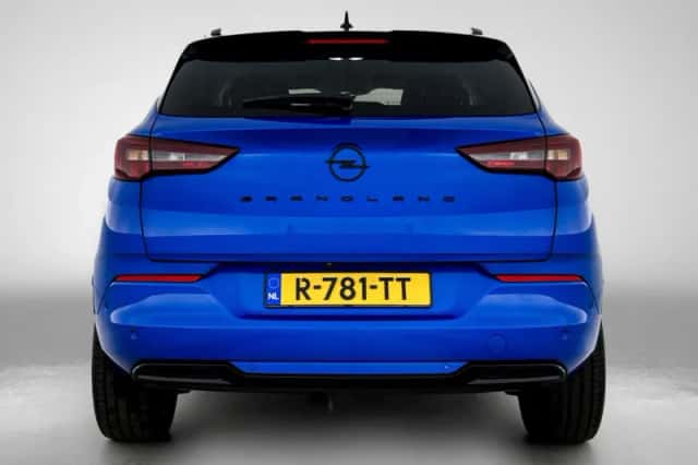 Opel Grandland (2022) thumbnail 3