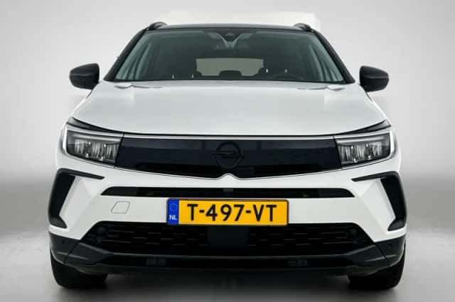Opel Grandland (2022) thumbnail 5