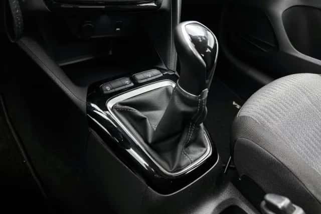Opel Corsa (2021) thumbnail 24