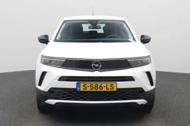 Opel Mokka-e (2023) thumbnail 3