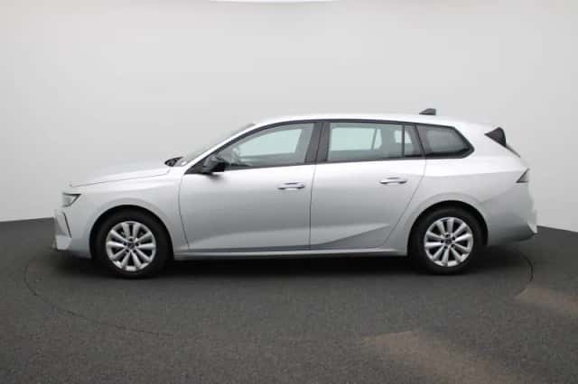 Opel Astra (2023) thumbnail 4