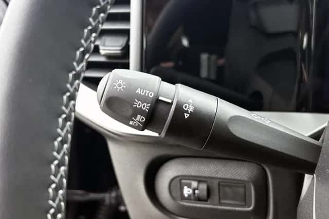 Opel Mokka (2025) thumbnail 11