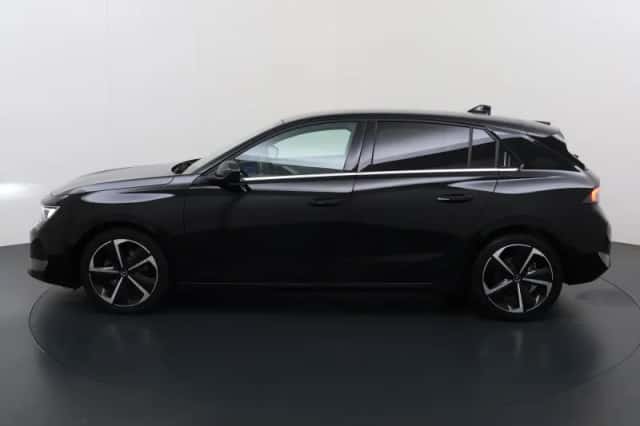 Opel Astra (2023) thumbnail 4