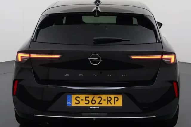 Opel Astra (2023) thumbnail 36