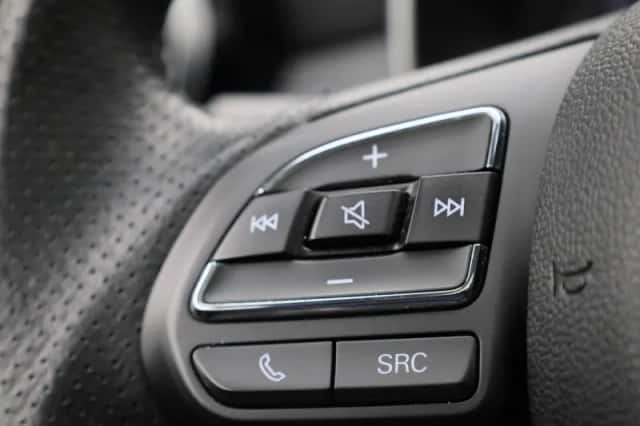 MG ZS EV (2021) thumbnail 18