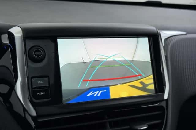 Peugeot 2008 (2018) thumbnail 30