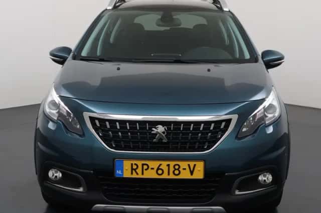 Peugeot 2008 (2018) thumbnail 9