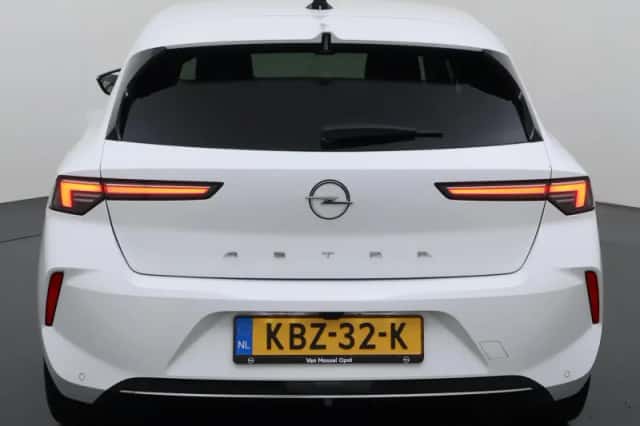 Opel Astra (2022) thumbnail 35
