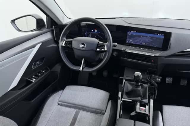 Opel Astra (2022) thumbnail 6