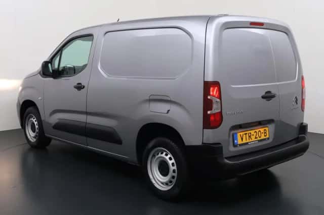 Citroën Berlingo (2023) thumbnail 2