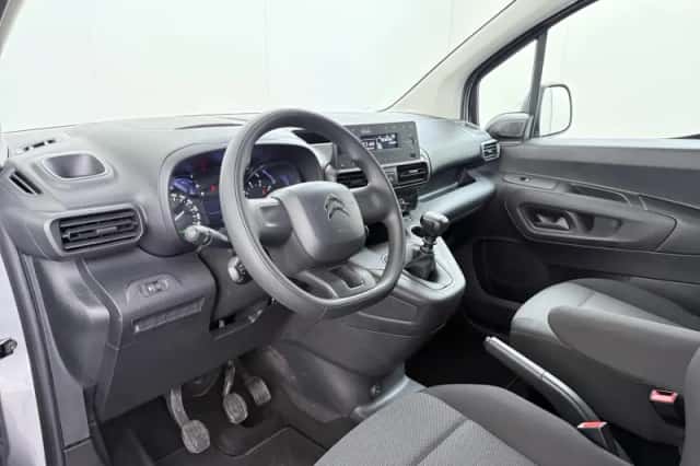 Citroën Berlingo (2023) thumbnail 4