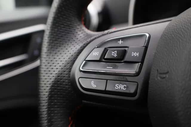 MG ZS EV (2023) thumbnail 25