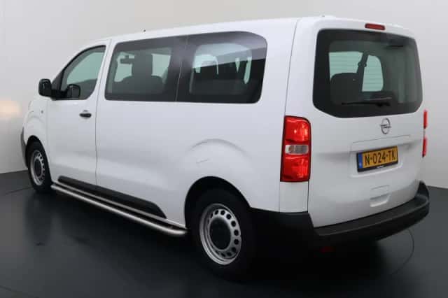 Opel Vivaro-e (2022) thumbnail 3