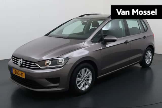 Volkswagen Golf (2014) thumbnail 1