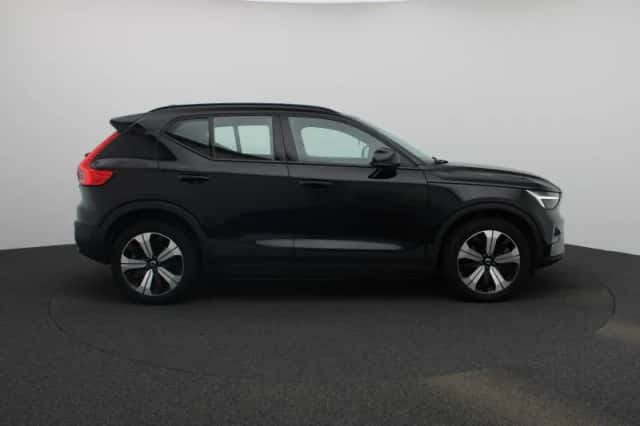 Volvo XC40 (2022) thumbnail 6