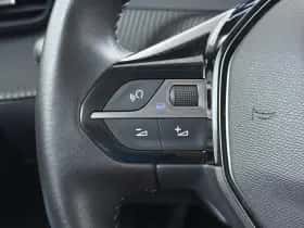Peugeot 2008 (2021) thumbnail 15