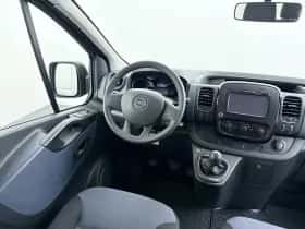 Opel Vivaro (2018) thumbnail 16