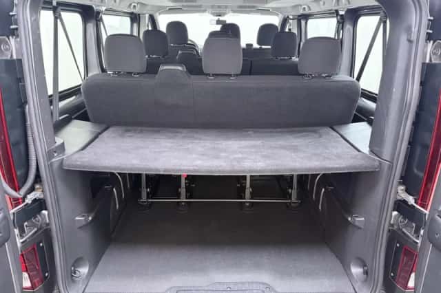 Opel Vivaro (2018) thumbnail 8
