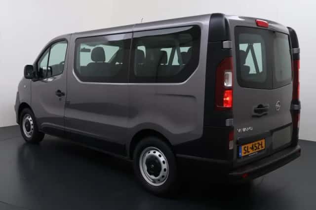 Opel Vivaro (2018) thumbnail 9