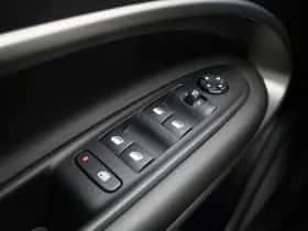 Jeep Avenger (2023) thumbnail 23