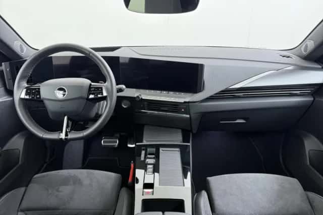 Opel Astra (2024) thumbnail 6