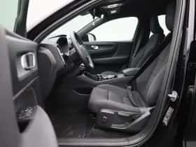 Volvo XC40 (2023) thumbnail 11
