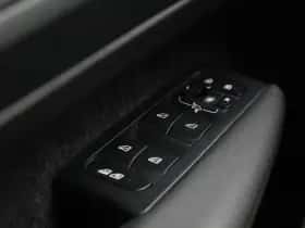 Volvo XC40 (2023) thumbnail 30