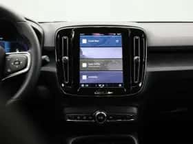 Volvo XC40 (2023) thumbnail 9
