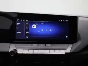 Opel Astra (2023) thumbnail 18