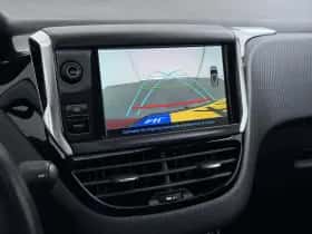 Peugeot 2008 (2018) thumbnail 8