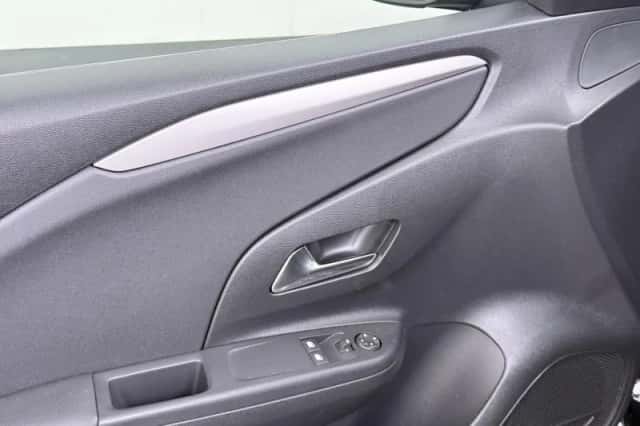 Opel Corsa (2022) thumbnail 12