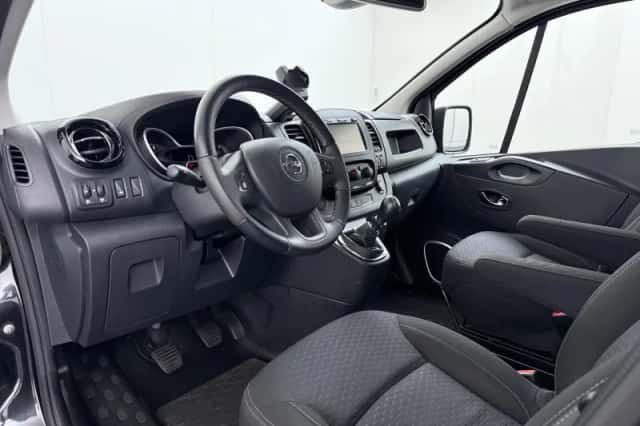 Opel Vivaro (2018) thumbnail 5