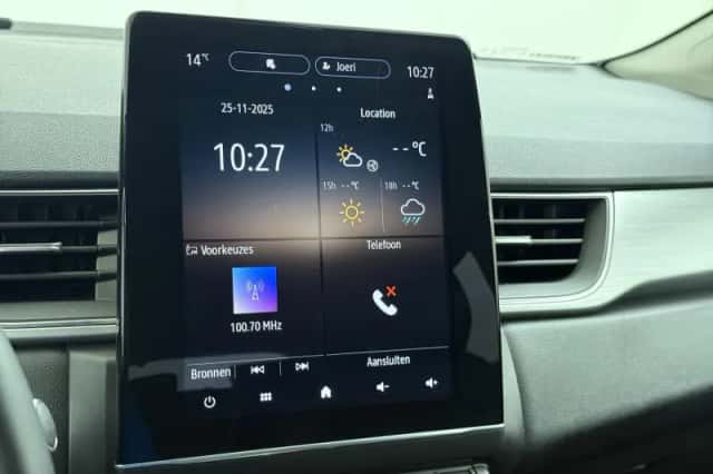 Renault Captur (2020) thumbnail 24