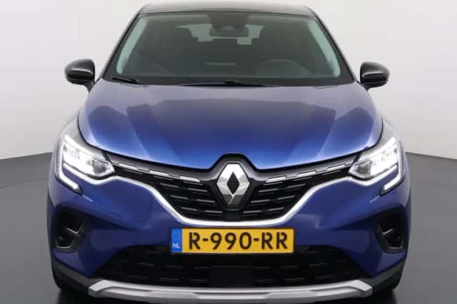 Renault Captur (2020) thumbnail 4