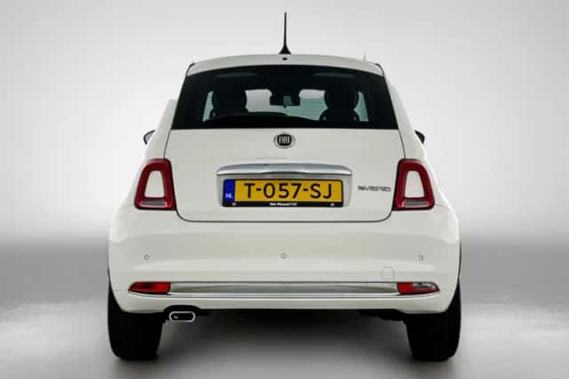Fiat 500 (2023) thumbnail 3