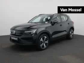 Volvo XC40 (2023)