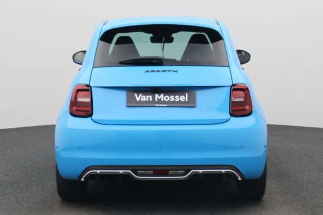 Abarth 500 (2024) thumbnail 5