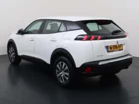 Peugeot 2008 (2022) thumbnail 2