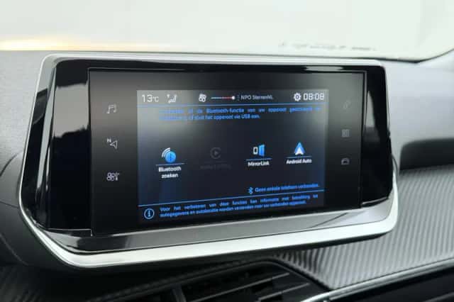 Peugeot 2008 (2022) thumbnail 9
