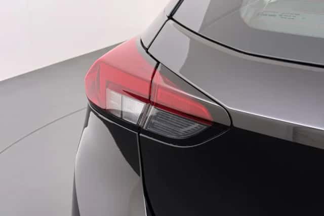 Opel Corsa (2024) thumbnail 3