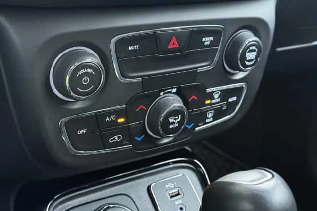 Jeep Compass (2019) thumbnail 29