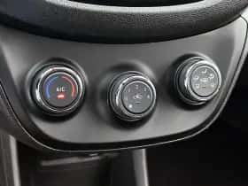 Opel Karl (2015) thumbnail 23