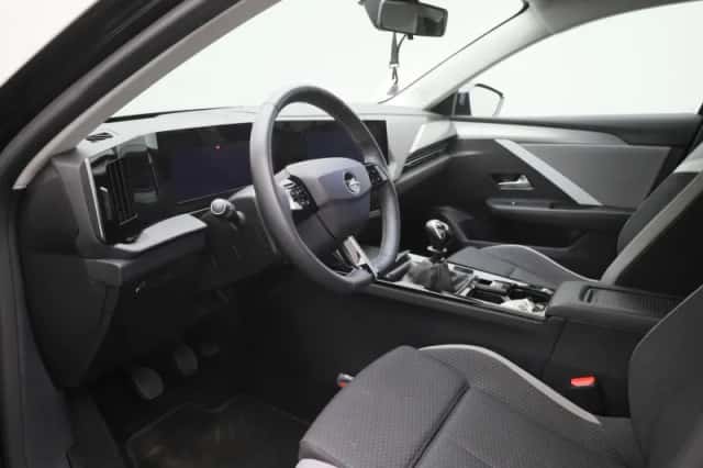 Opel Astra (2023) thumbnail 29