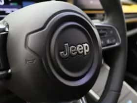 Jeep Avenger (2023) thumbnail 16