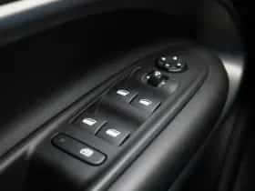 Jeep Avenger (2023) thumbnail 29