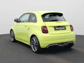 Abarth 500 C (2023) thumbnail 2