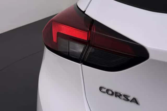 Opel Corsa (2022) thumbnail 3